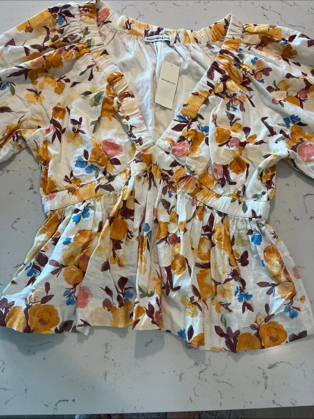 Abercrombie & Fitch Floral Puff Sleeve Top in White and Mustard